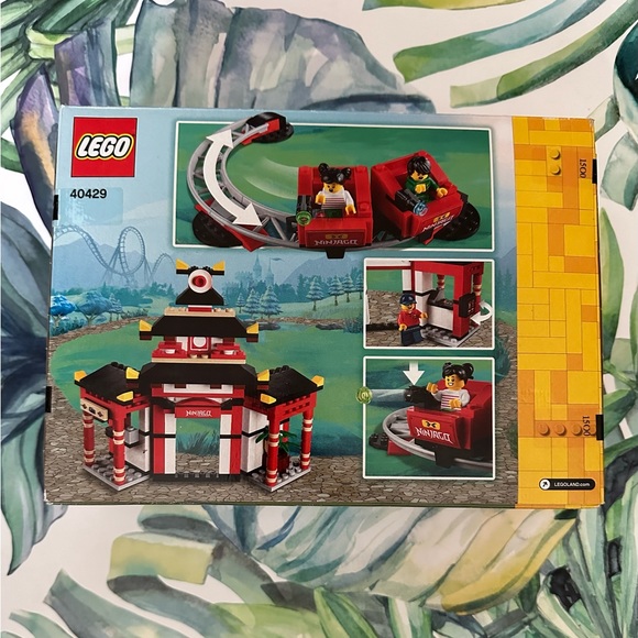 Lego - Legoland Ninjago World NWT - Picture 6 of 6